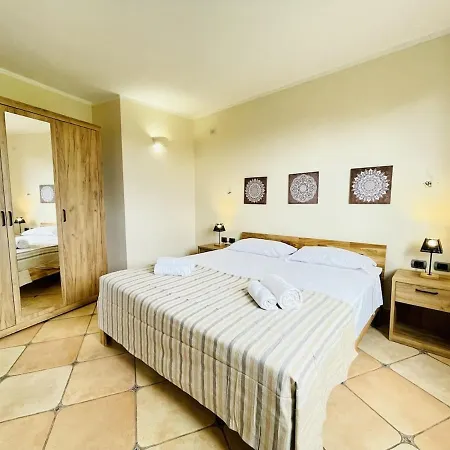 Esclusiva Con Piscina Privata E Vista Mare Villa Sorso