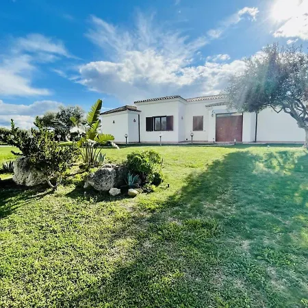 Esclusiva Con Piscina Privata E Vista Mare Sorso