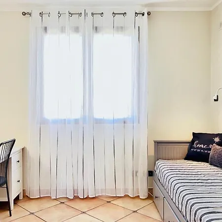Esclusiva Con Piscina Privata E Vista Mare
